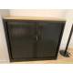 Armoire basse avec top en bois