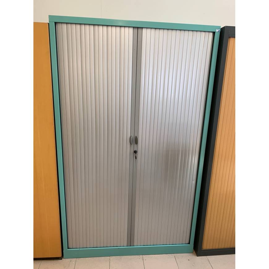 Armoire haute verte et grise