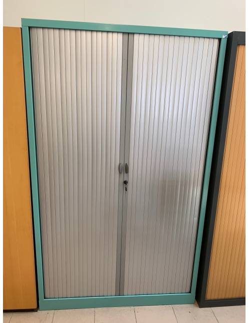 Armoire haute verte et grise